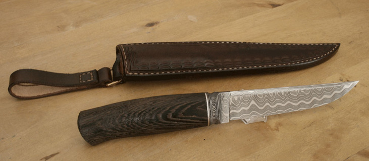 Kay Embrestsen håndlaget kniv til salgs
