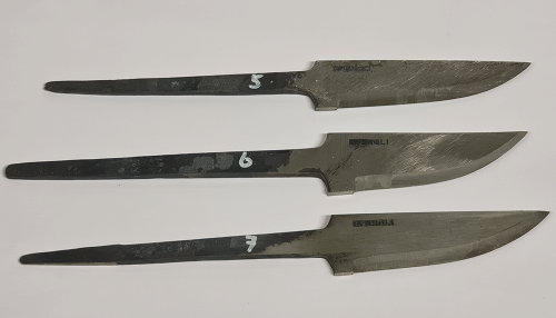 Håndsmidd laminert knivblad av Bjarne Engli